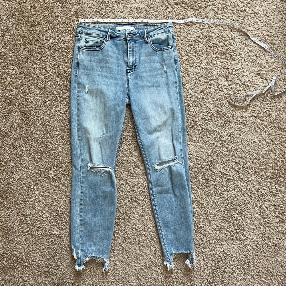 Women’s distressed jeans